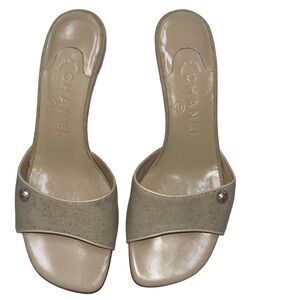 Chanel slide boho classic retro sandals heels Wheat color fabric silver logo 6.5